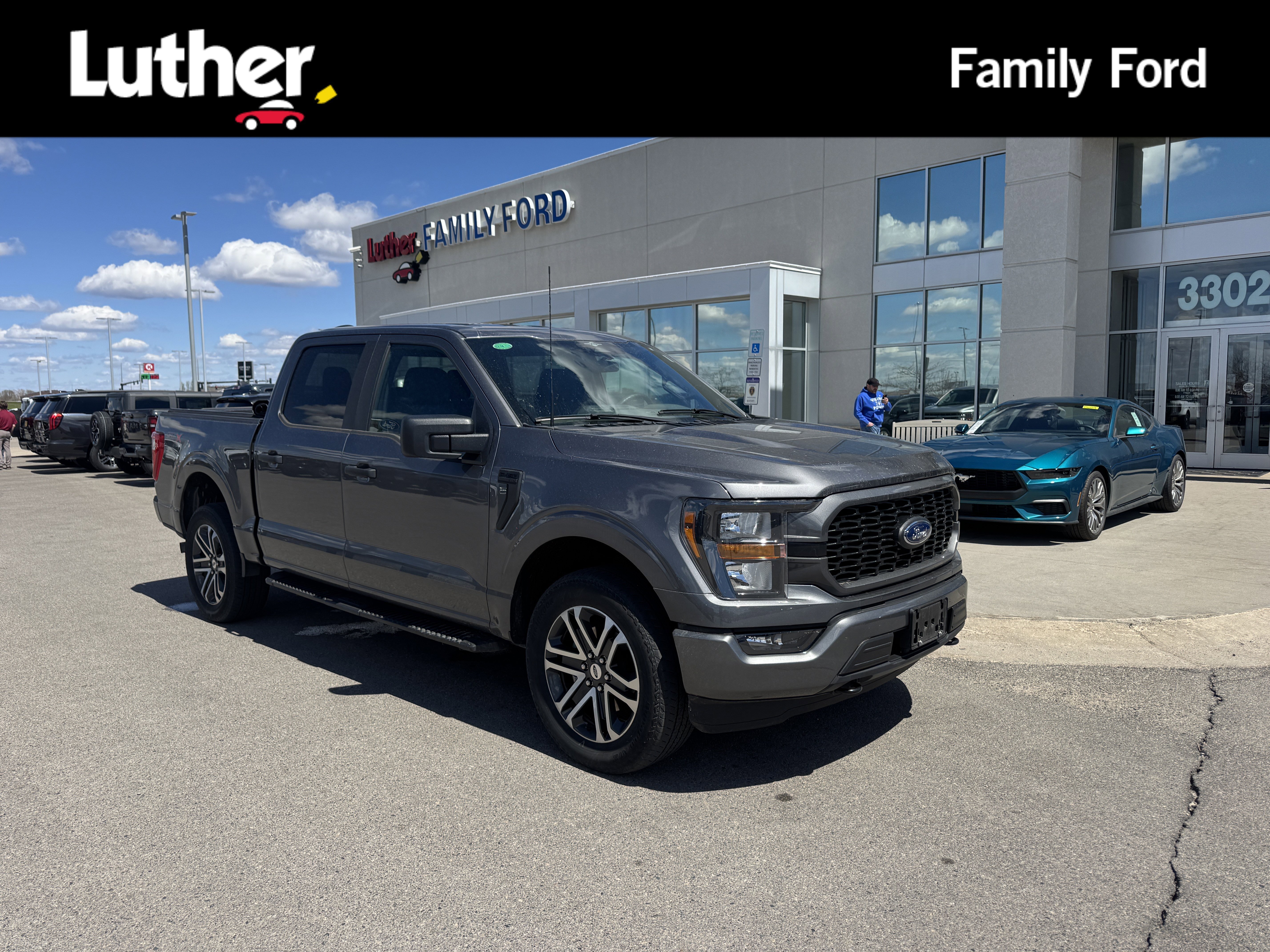2023 Ford F-150 XL 4x4 SuperCrew 5-1/2 Box's photo