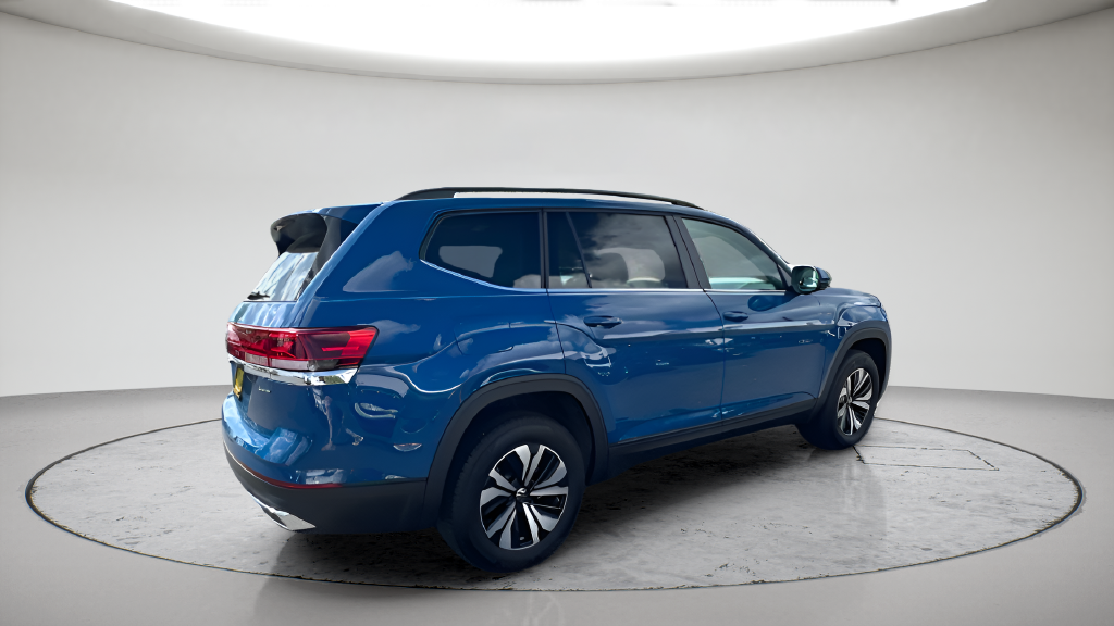Used 2026 Blue Volkswagen SE image 11