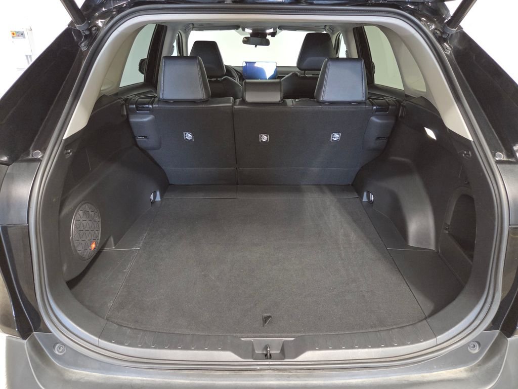 Used 2023 Black Toyota XLE Premium image 21