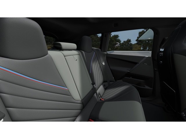 New 2026 Space Silver Metallic BMW xDrive45 image 12