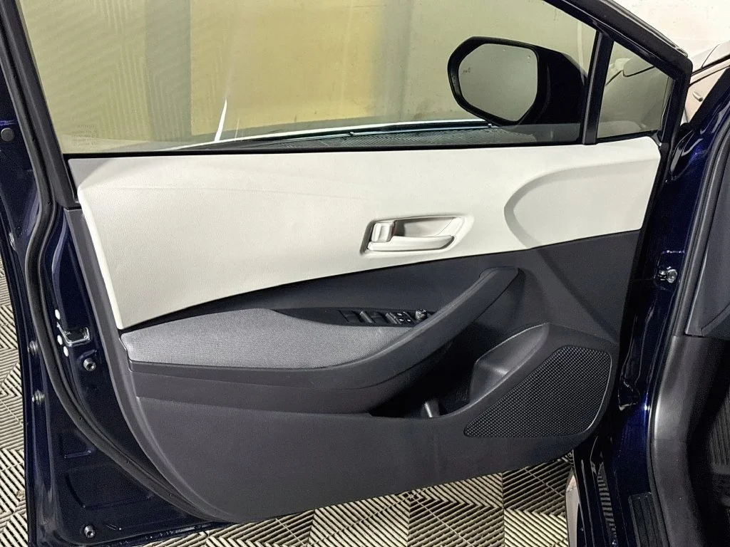 Used 2026  Toyota LE image 10