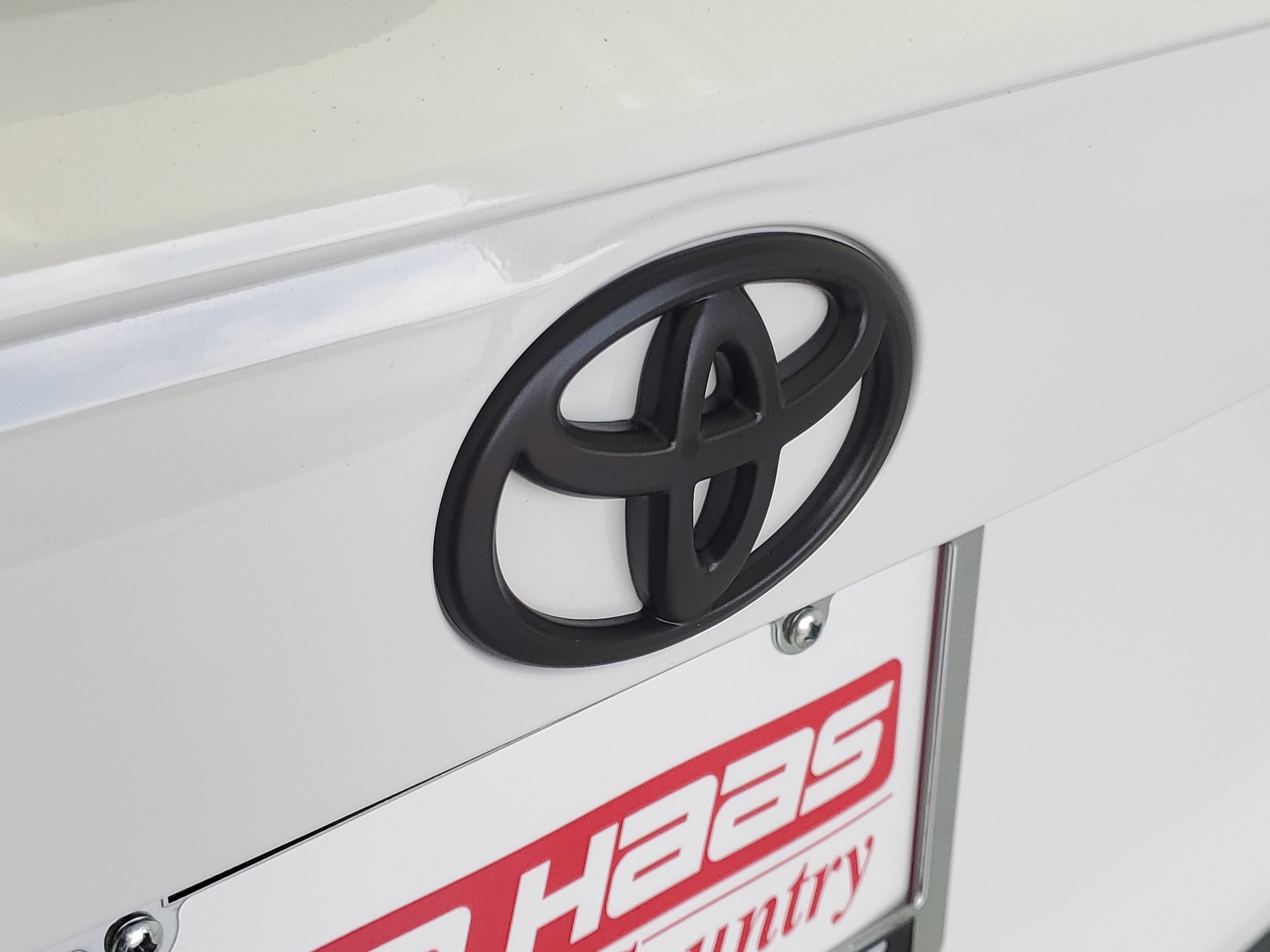 Used 2024 Ice Cap Toyota XLE image 9