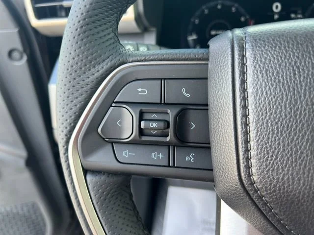 2026 Toyota Tacoma TRD Sport - Photo 18