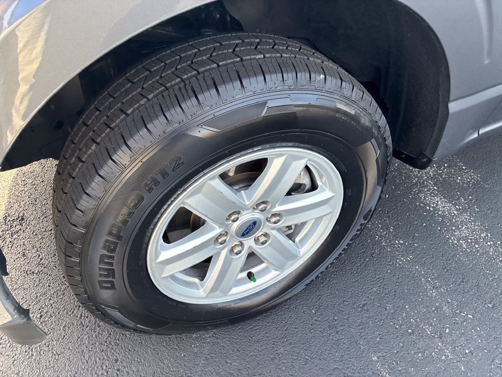 Used 2025 Gray Ford XL image 9
