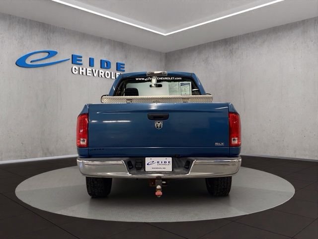 Used 2005 Blue Dodge SLT image 10