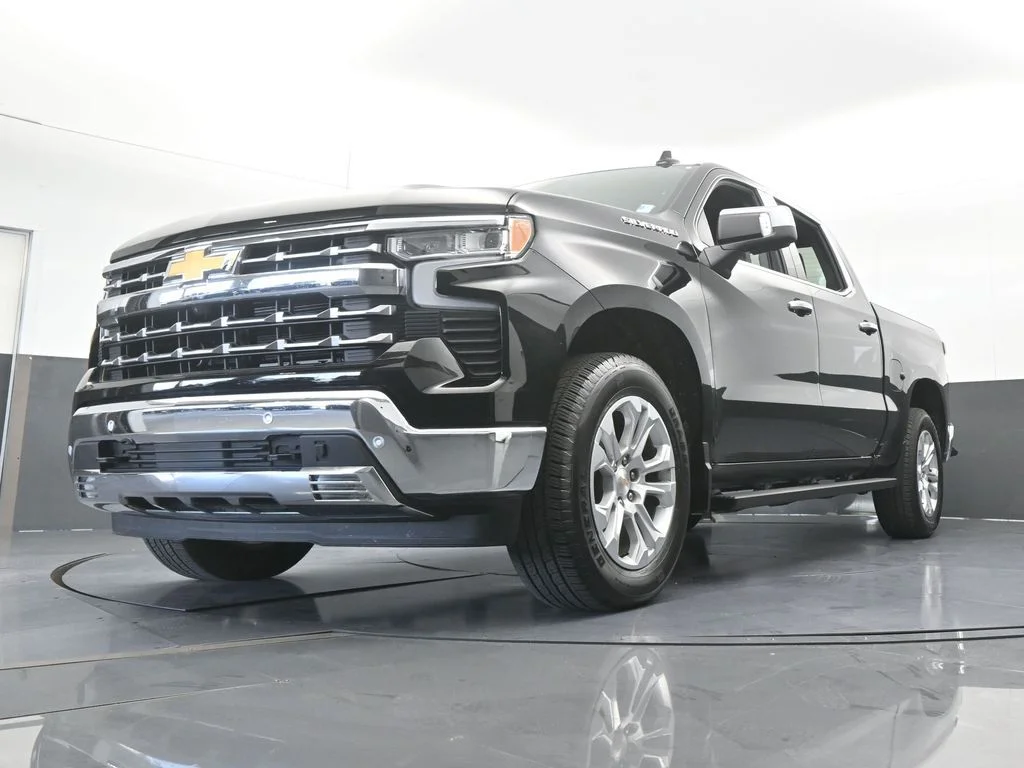 Used 2026 Black Chevrolet LTZ image 64