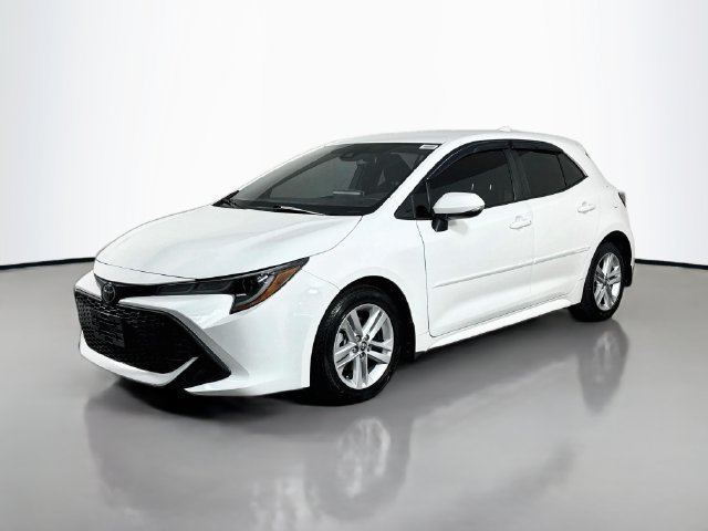 Used 2022 White Toyota SE image 3