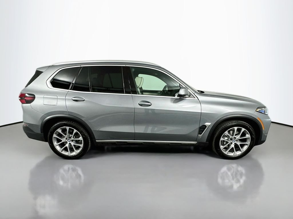 Certified Used 2024 Skyscraper Grey Metallic BMW xDrive40i image 4