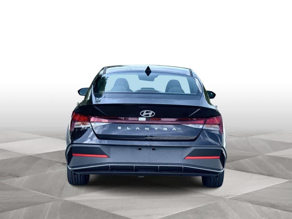 2026 Hyundai Elantra SEL Sport - Photo 7