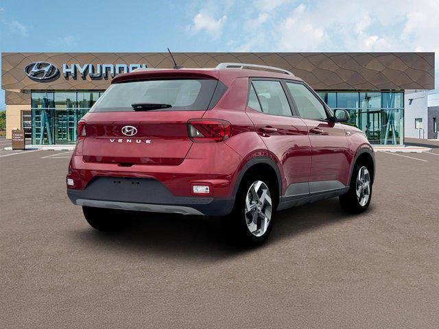 2025 Hyundai Venue SEL - Photo 7