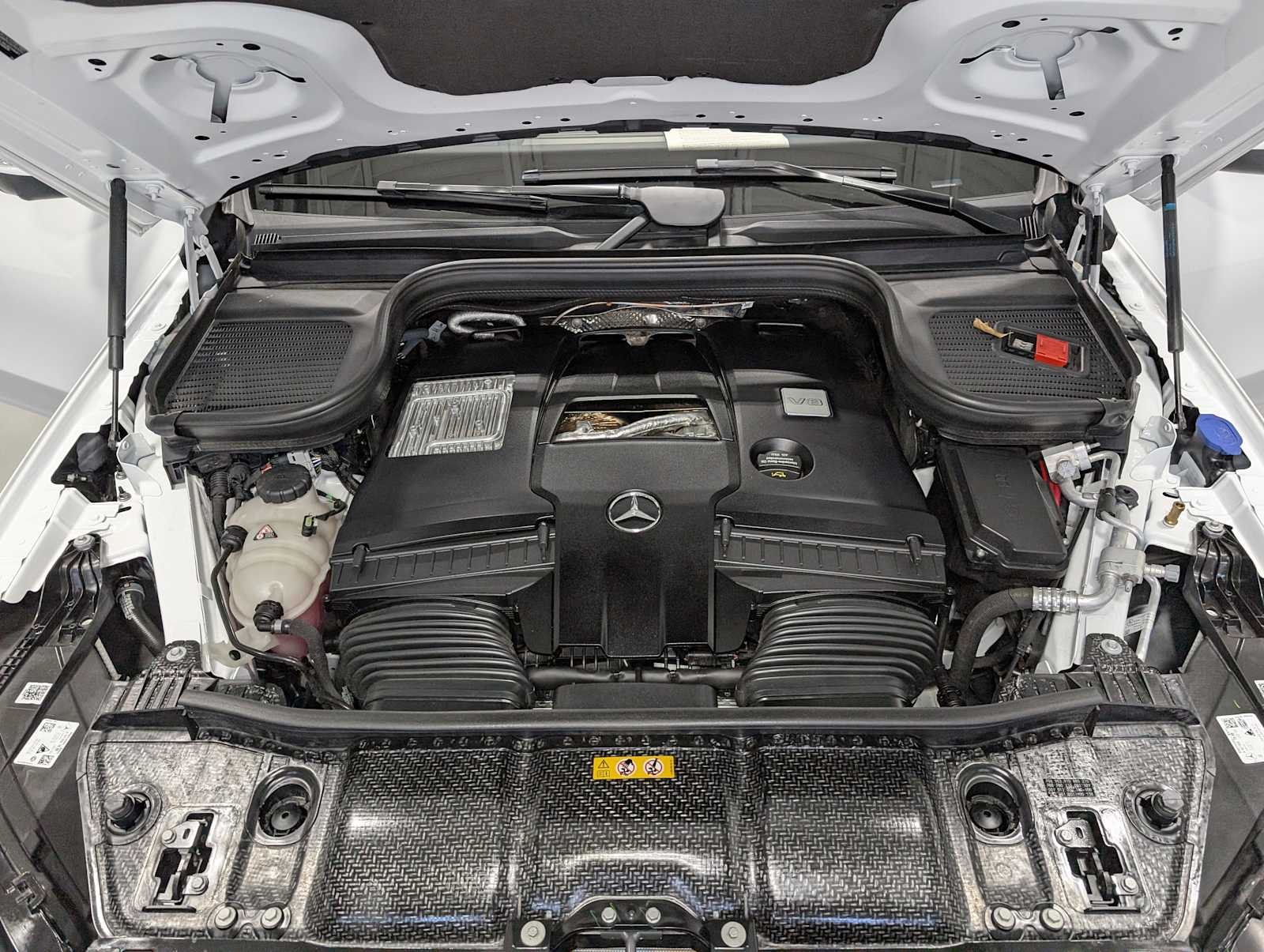 Certified Used 2026 MANUFAKTUR Moonlight White Metallic Mercedes-Benz GLE 580 image 14
