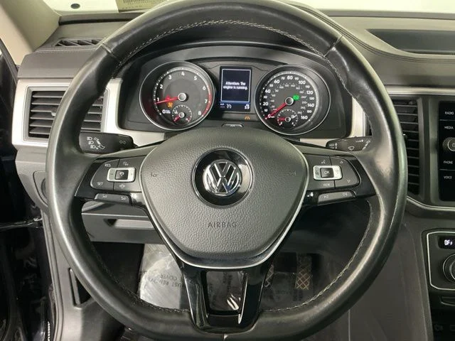 Used 2019 Black Volkswagen 3.6L V6 SE image 16