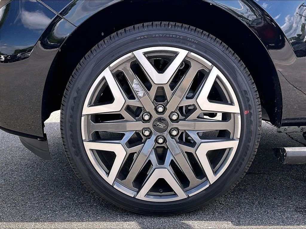 2026 Ford Expedition Max — photo 8