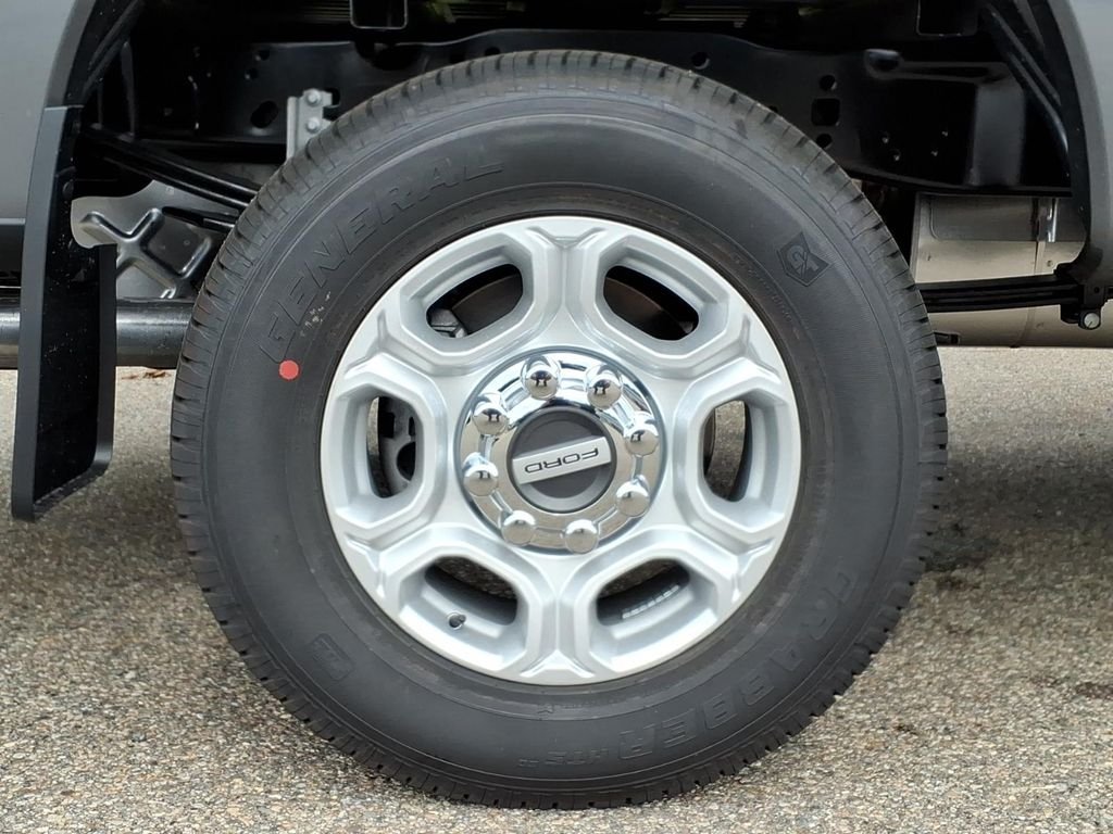 New 2026 Carbonized Gray Metallic Ford F-250® XLT image 10