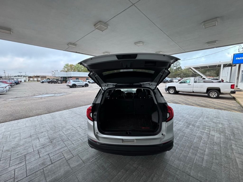 2020 GMC Terrain SLE - Photo 9
