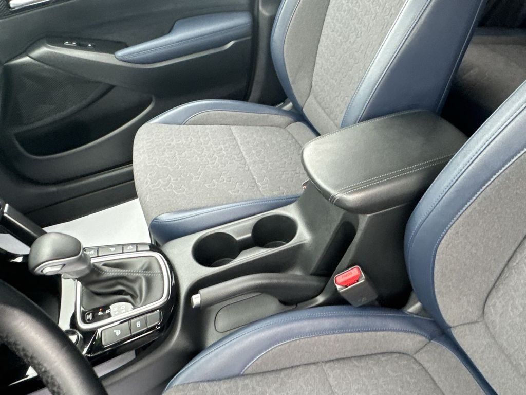 Used 2024 Black Kia S image 27