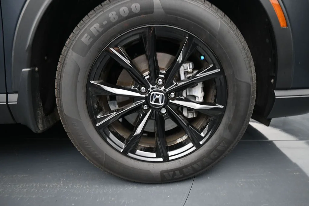 Used 2024  Honda Sport image 11