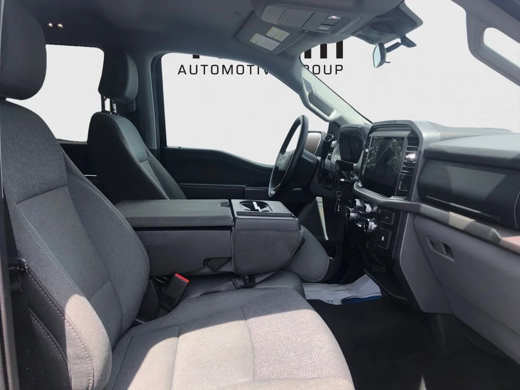 Used 2025 Black Ford XLT image 25
