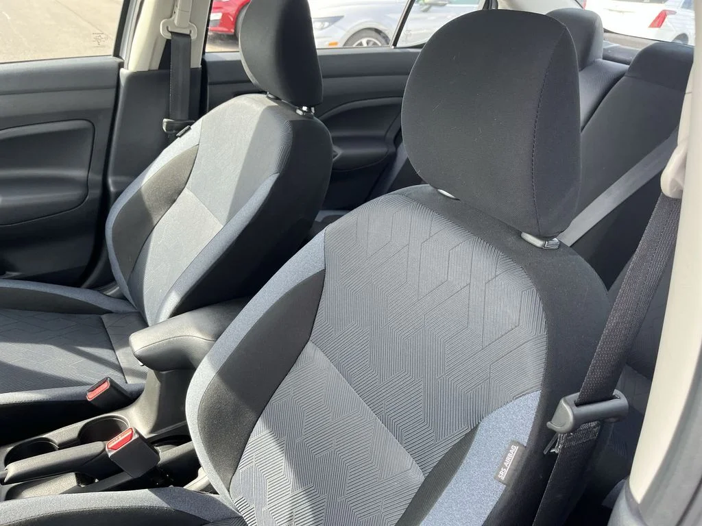 Used 2025 Silver Nissan 1.6 SV image 11