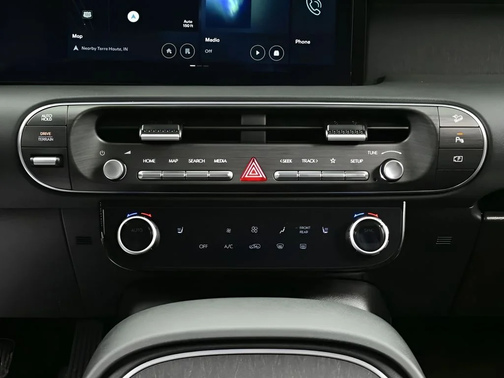 New 2026 Abyss Black Pearl Hyundai SEL 7P image 24