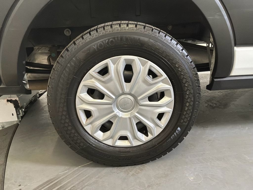 Used 2024 White Ford XLT image 11