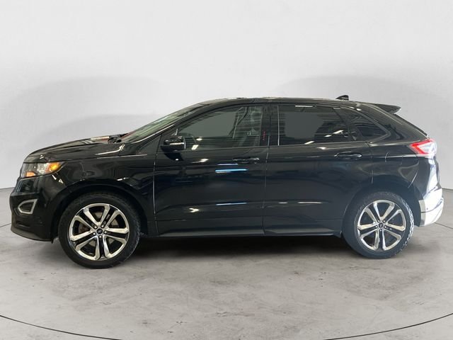 Used 2018 Black Ford Sport image 3