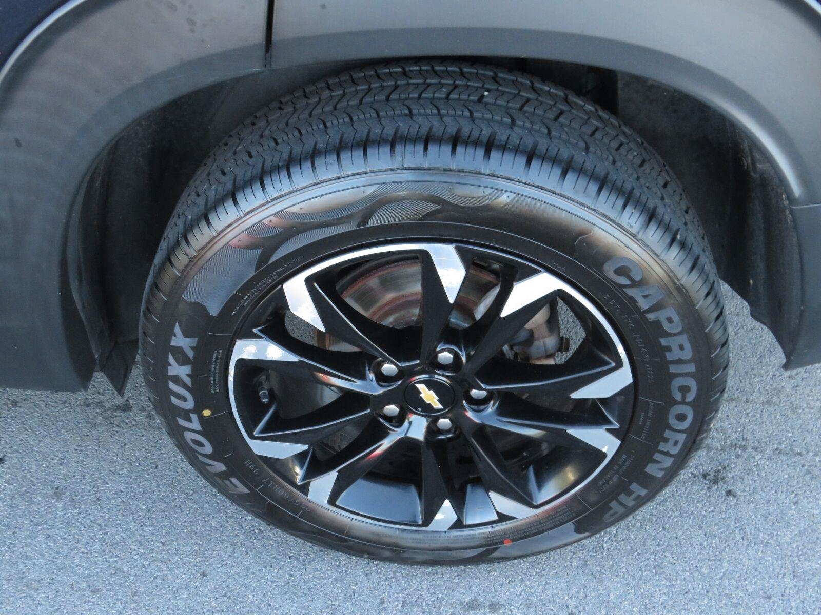 Used 2021 Midnight Blue Metallic Chevrolet LT image 19