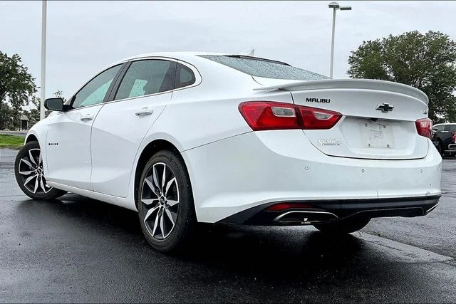 Used 2021 White Chevrolet RS image 3