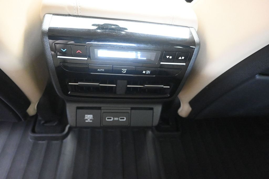 Used 2023 White Acura Technology image 18
