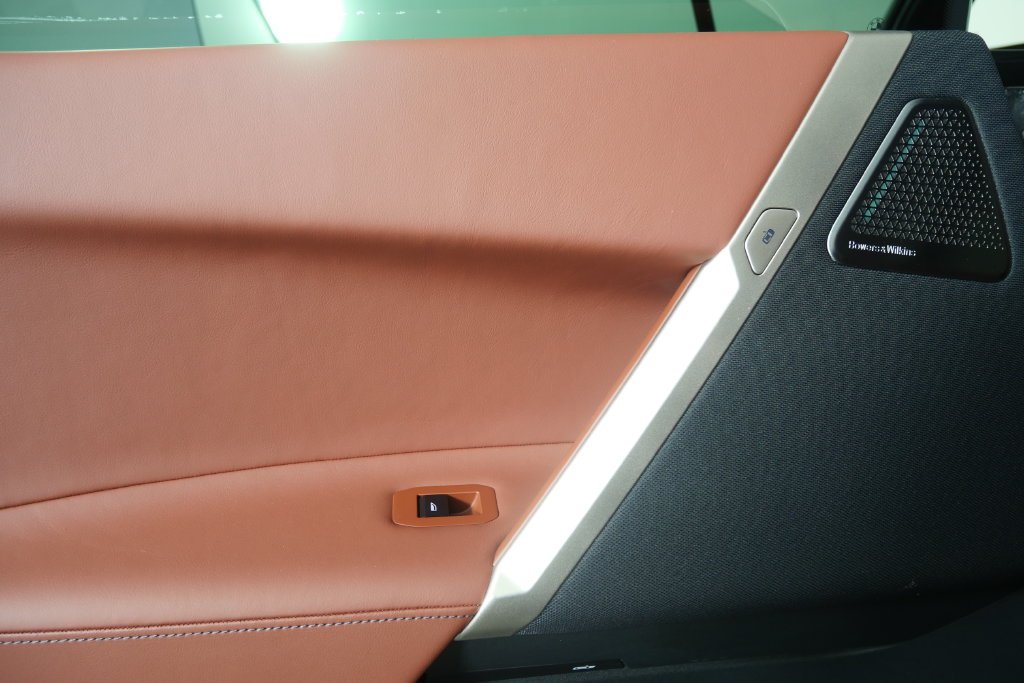 Certified Used 2024 Black Sapphire Metallic BMW M60 image 15