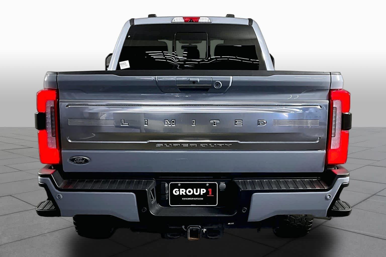 Used 2024 Glacier Gray Metallic Tri-Coat Ford Limited image 5