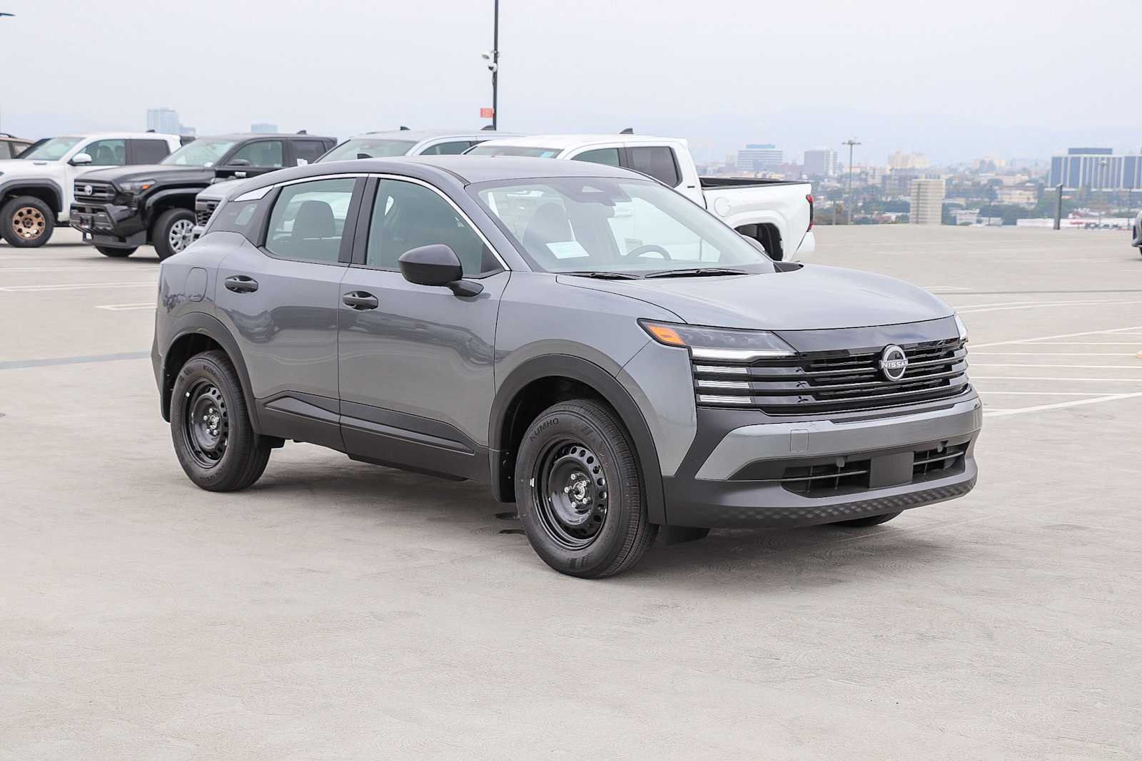 Nuevo 2026 Gun Metallic Nissan S image 3