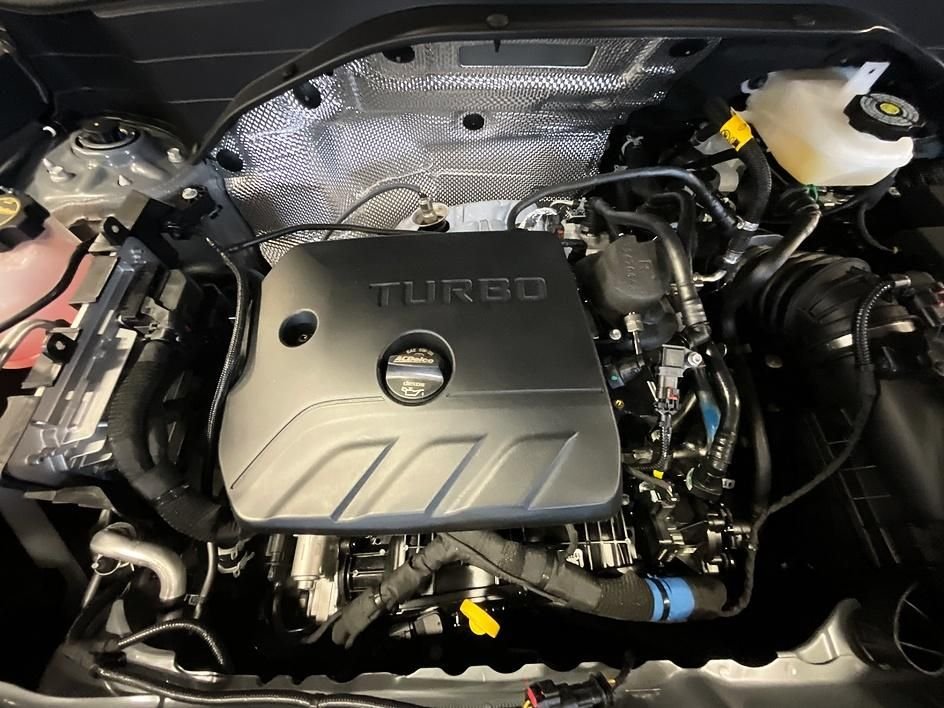 Used 2014 Blue Chevrolet LS image 12