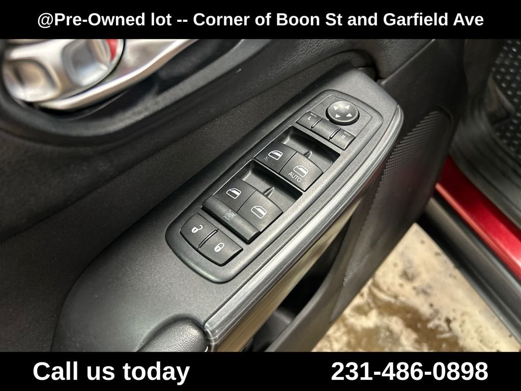 Used 2015 Red Jeep Latitude image 16