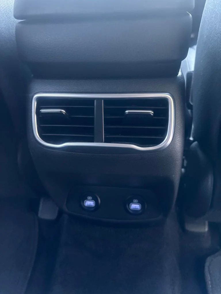 Used 2023 White Hyundai SEL image 22
