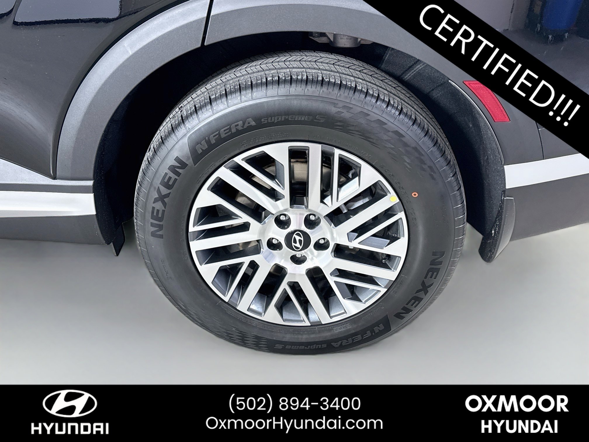 Used 2026 Abyss Black Pearl Hyundai SEL 7P image 32