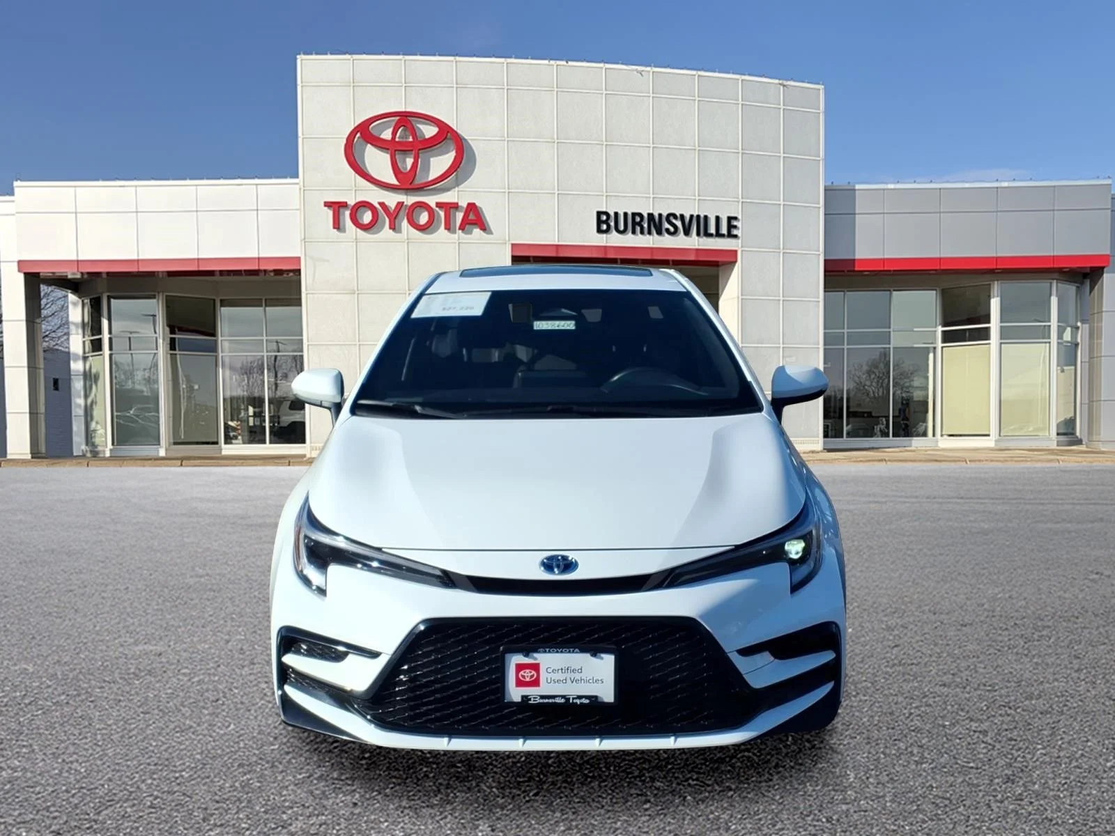Certified Used 2024 White Toyota SE image 9