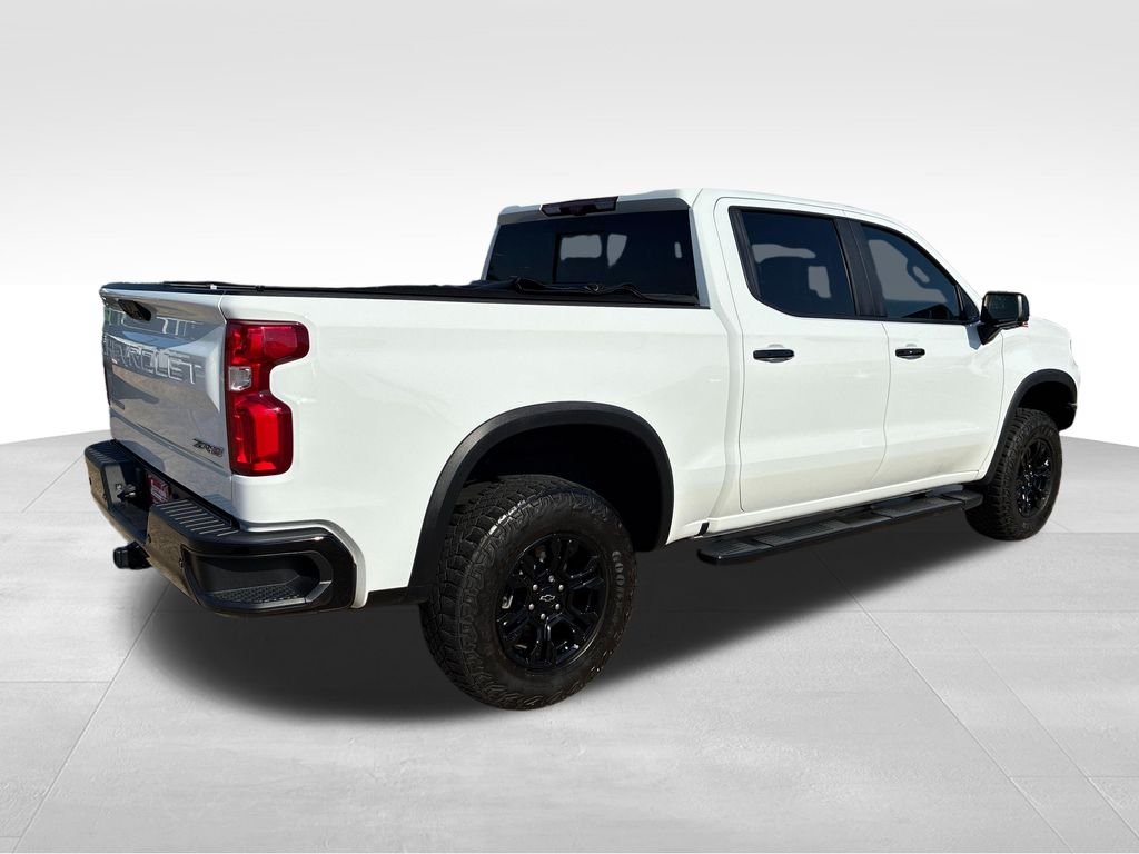Used 2023 White Chevrolet ZR2 image 5