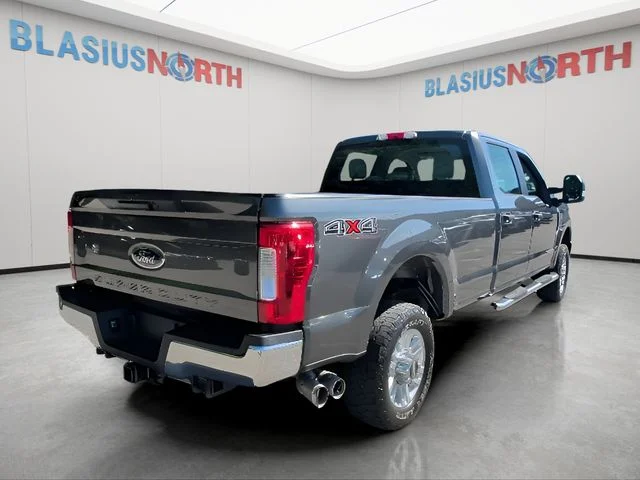 Used 2017 Gray Ford XL image 5