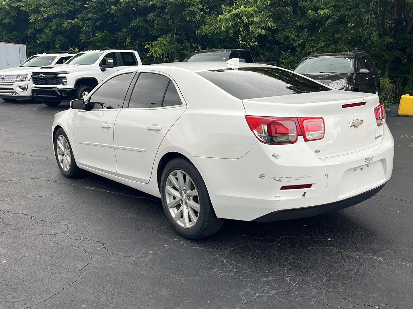 Used 2015 SUMMIT WHITE Chevrolet LT image 3
