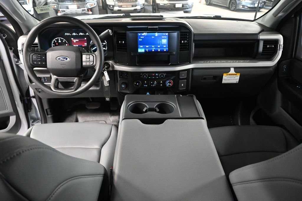 New 2026 Oxford White Ford XL image 21