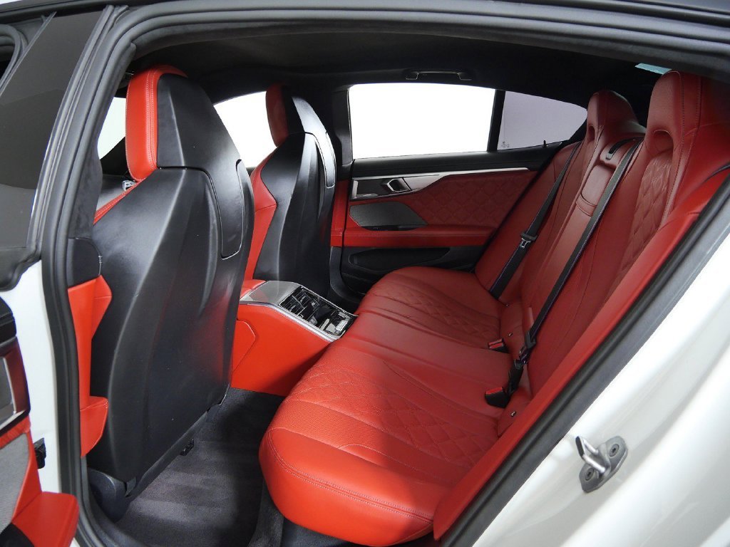 Used 2021 Alpine White BMW Base image 29
