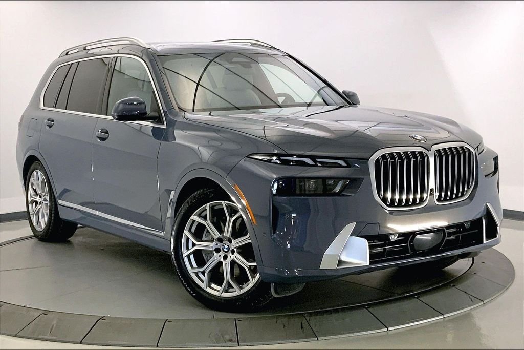 2026 BMW X7 40i