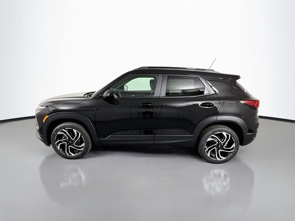 New 2026 Mosaic Black Metallic Chevrolet RS image 4