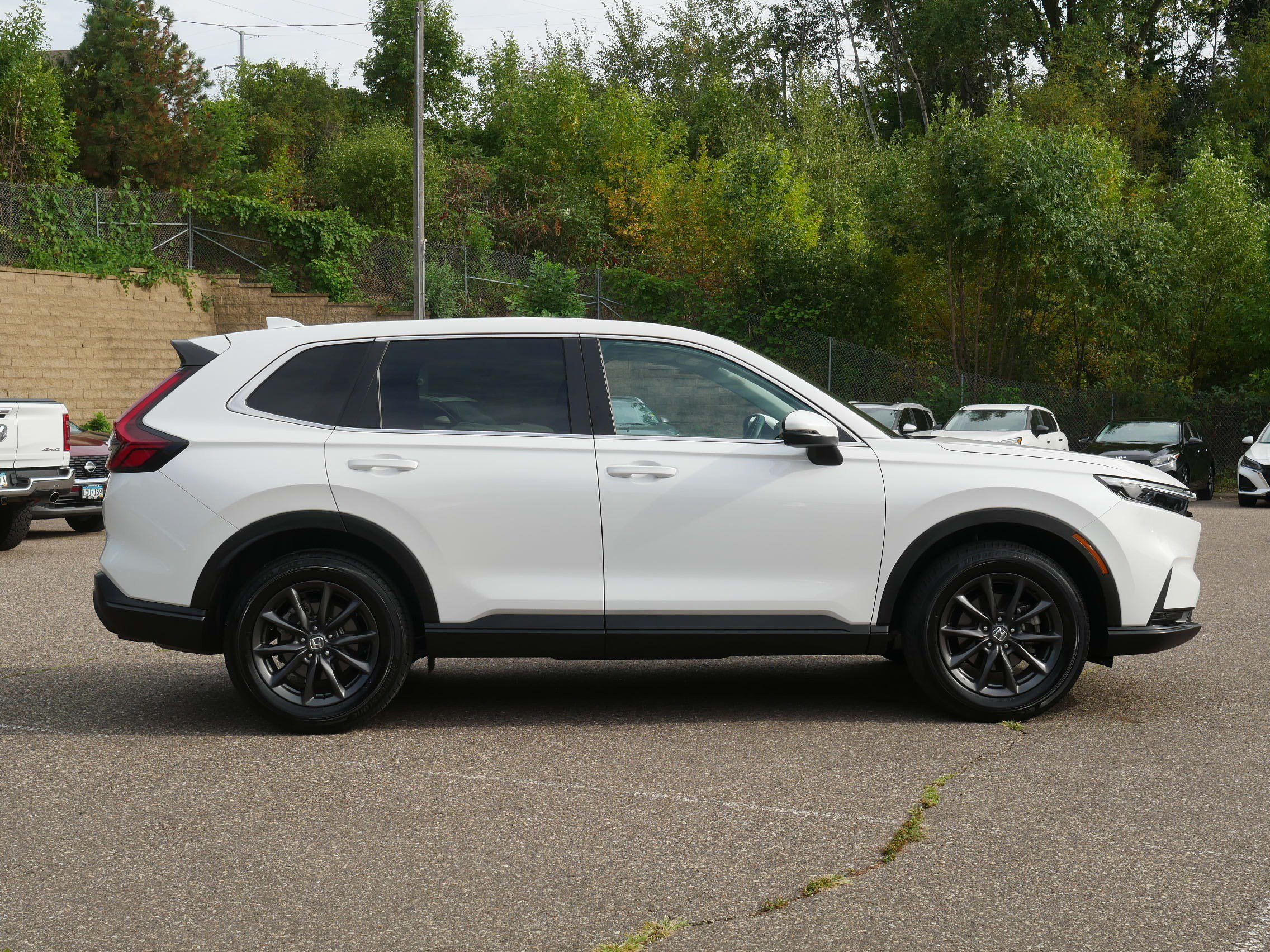 Used 2026 White Honda EX-L image 8