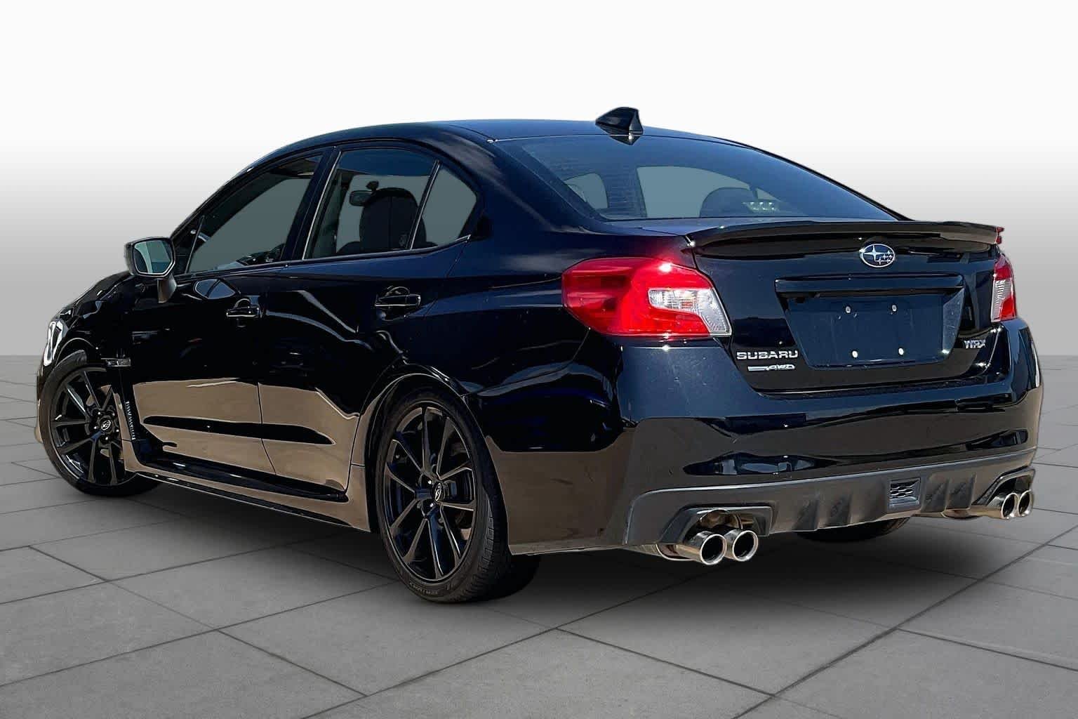 Used 2020 Crystal Black Silica Subaru Premium image 11