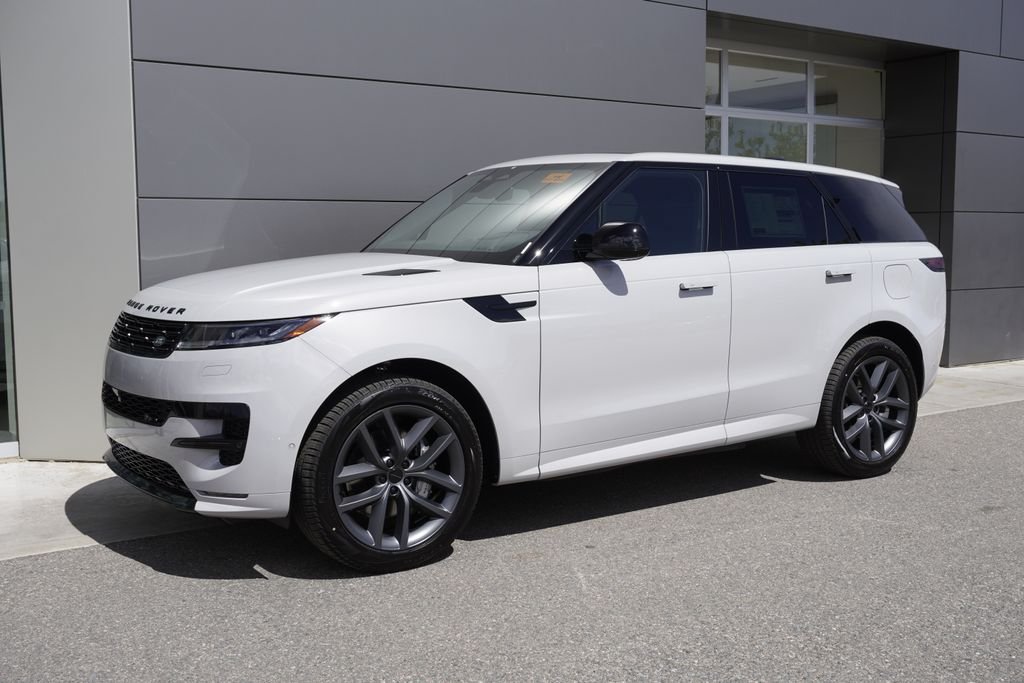 New 2026 Borasco Grey Land Rover Dynamic SE image 3