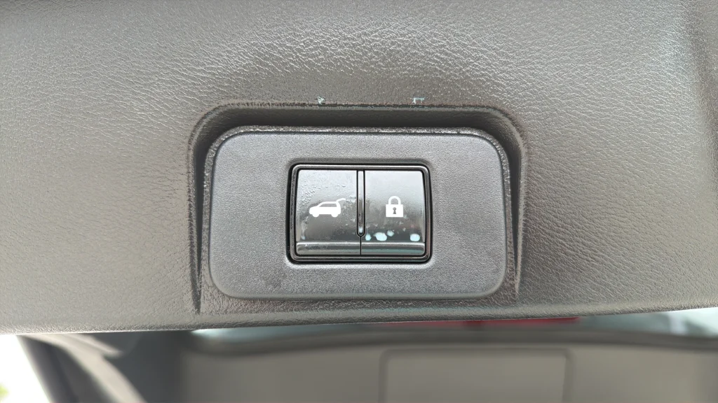 Certified Used 2023 Gun Metallic Nissan SV image 10