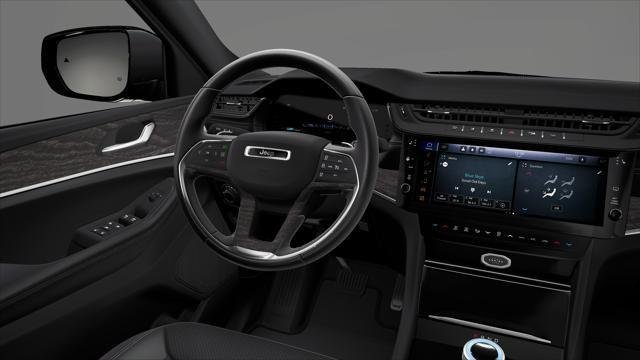 New 2027 Sting-Gray Clear-Coat Paint Jeep Laredo Altitude image 9