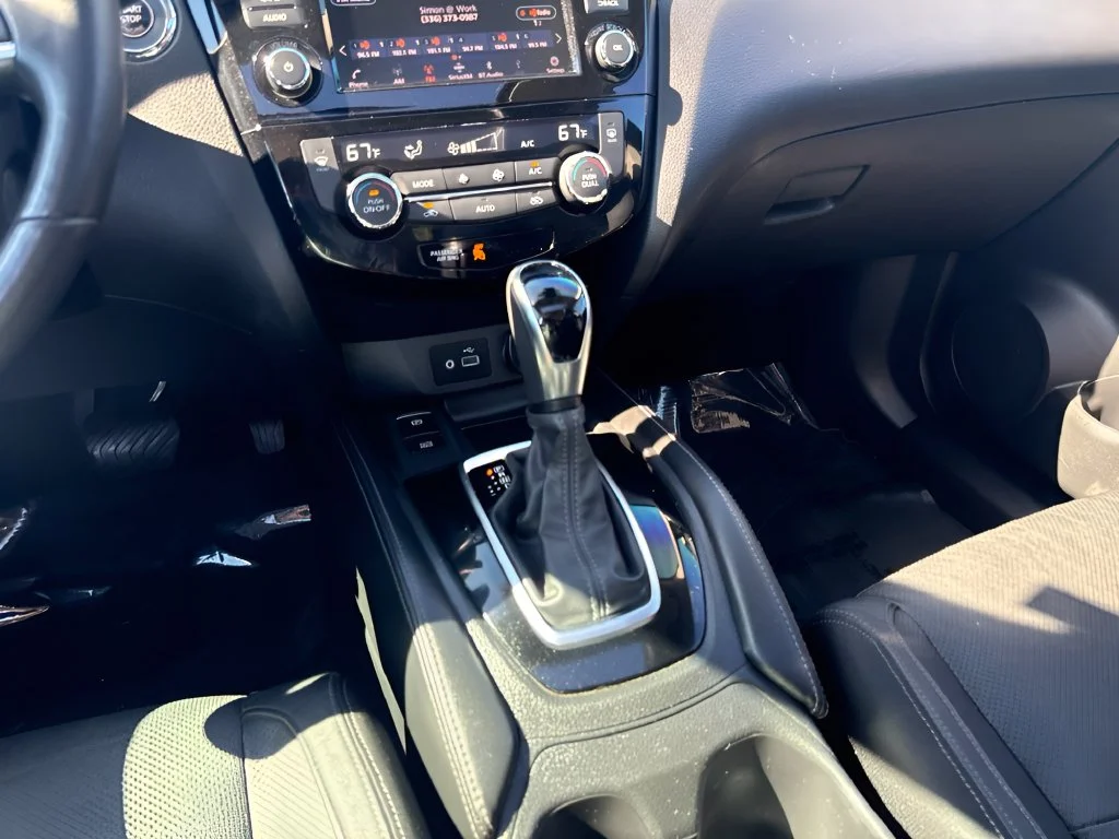 Used 2019 Black Nissan SL image 16